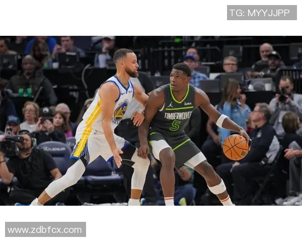 湖人勇士激战再续NBA季后赛精彩对决引发球迷热议